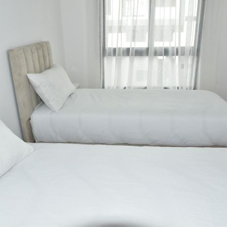 Lovely Apartment With Pool & Gym 케니트라 외부 사진