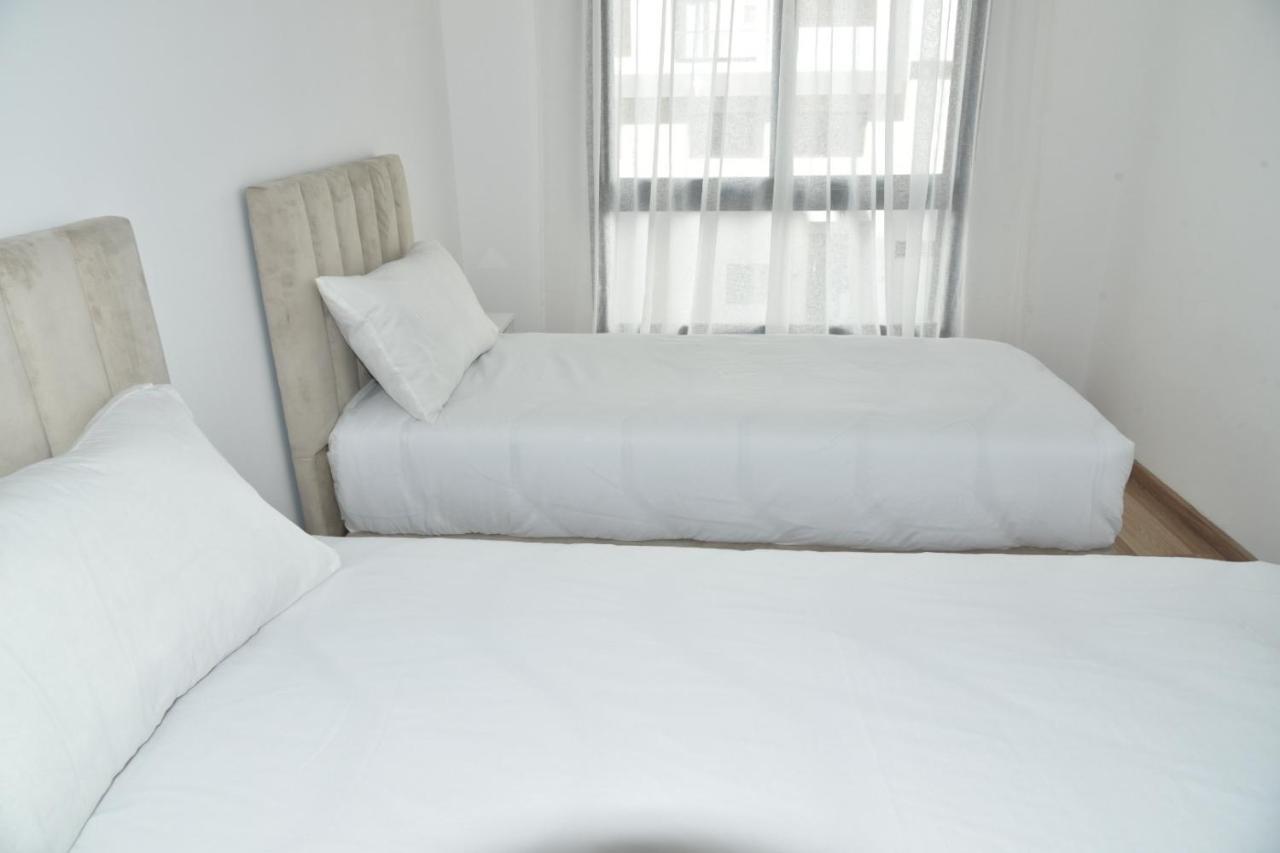 Lovely Apartment With Pool & Gym 케니트라 외부 사진