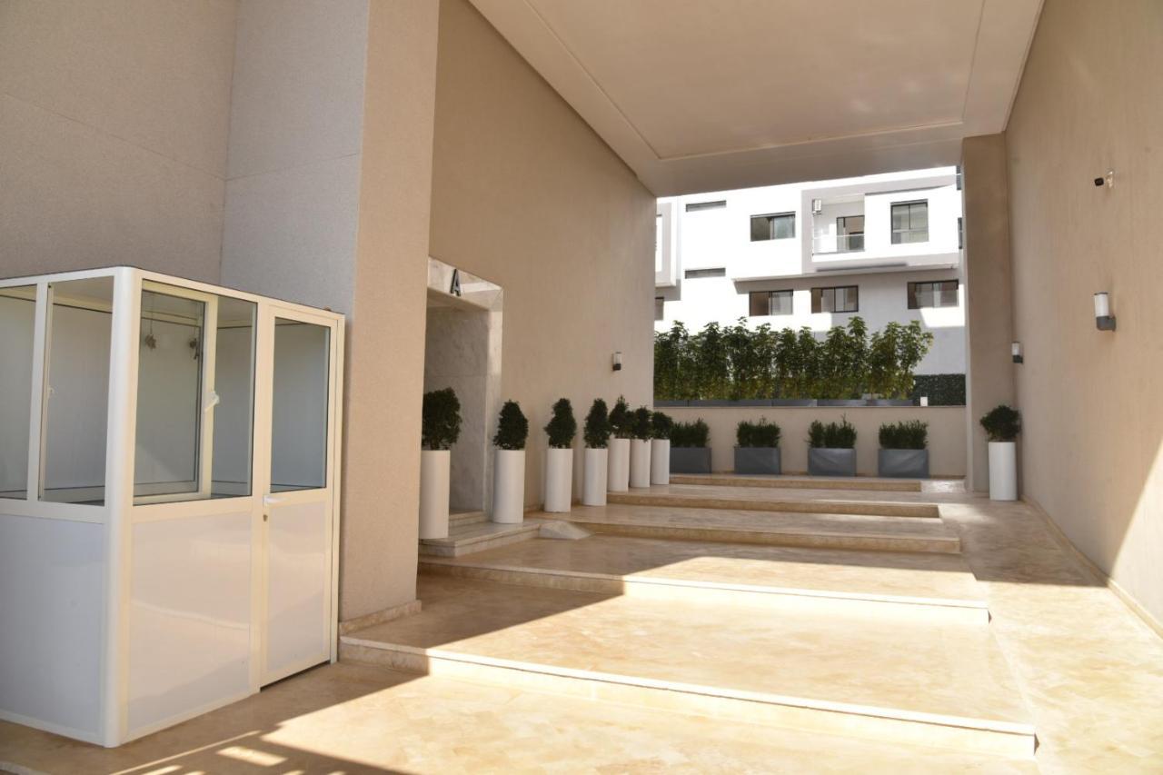 Lovely Apartment With Pool & Gym 케니트라 외부 사진