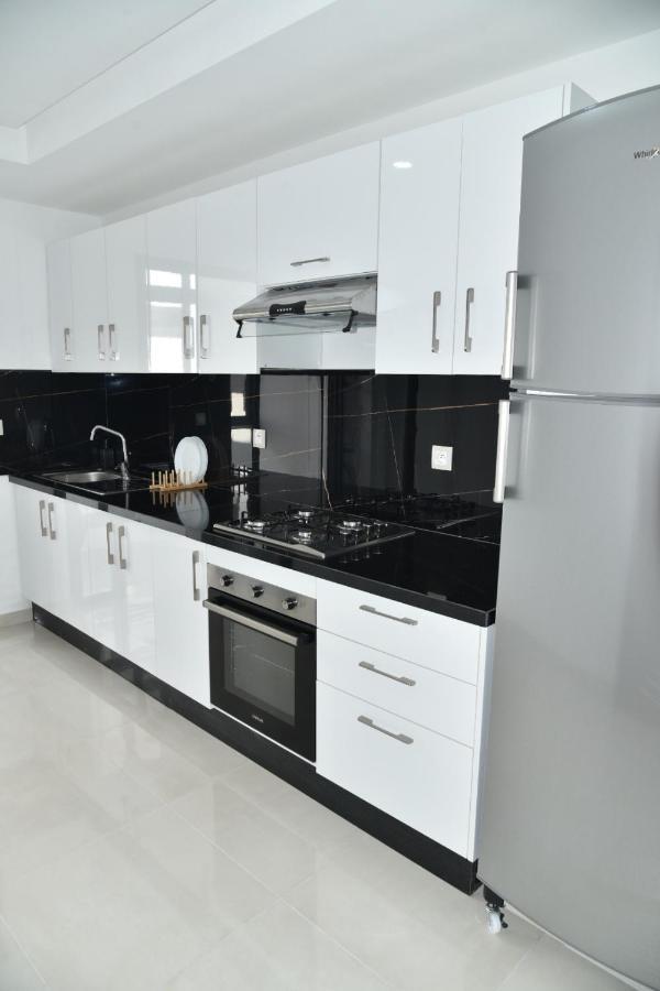 Lovely Apartment With Pool & Gym 케니트라 외부 사진